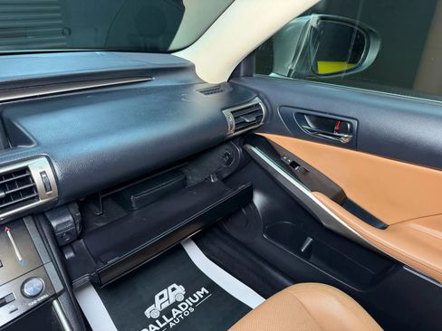 Used 2014 Lexus IS 250 image 46