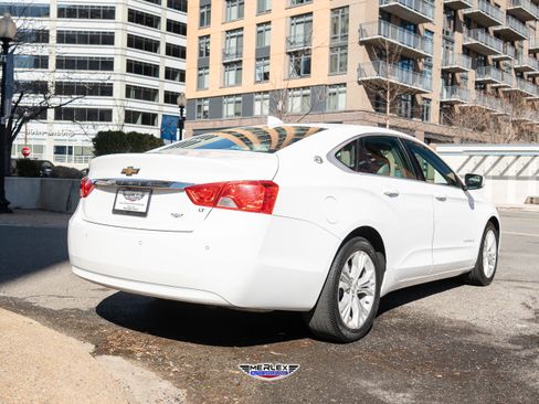 Used 2015 Chevrolet Impala LT w/ Convenience Package image 7