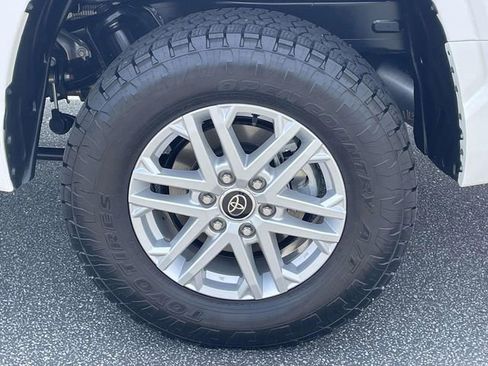 Used 2025 Toyota Tundra SR AWD/4WD image 7