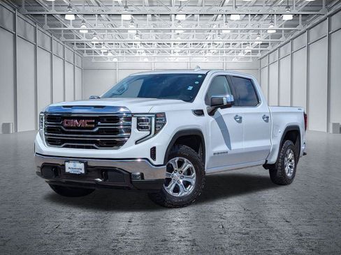 Used 2025 GMC Sierra 1500 SLT AWD/4WD image 1
