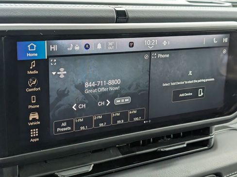 Used 2025 Jeep Wrangler Unlimited Sahara image 34