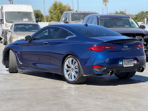 Used 2018 INFINITI Q60 3.0t Luxe w/ Sensory Package 3.0T Luxe RWD image 3