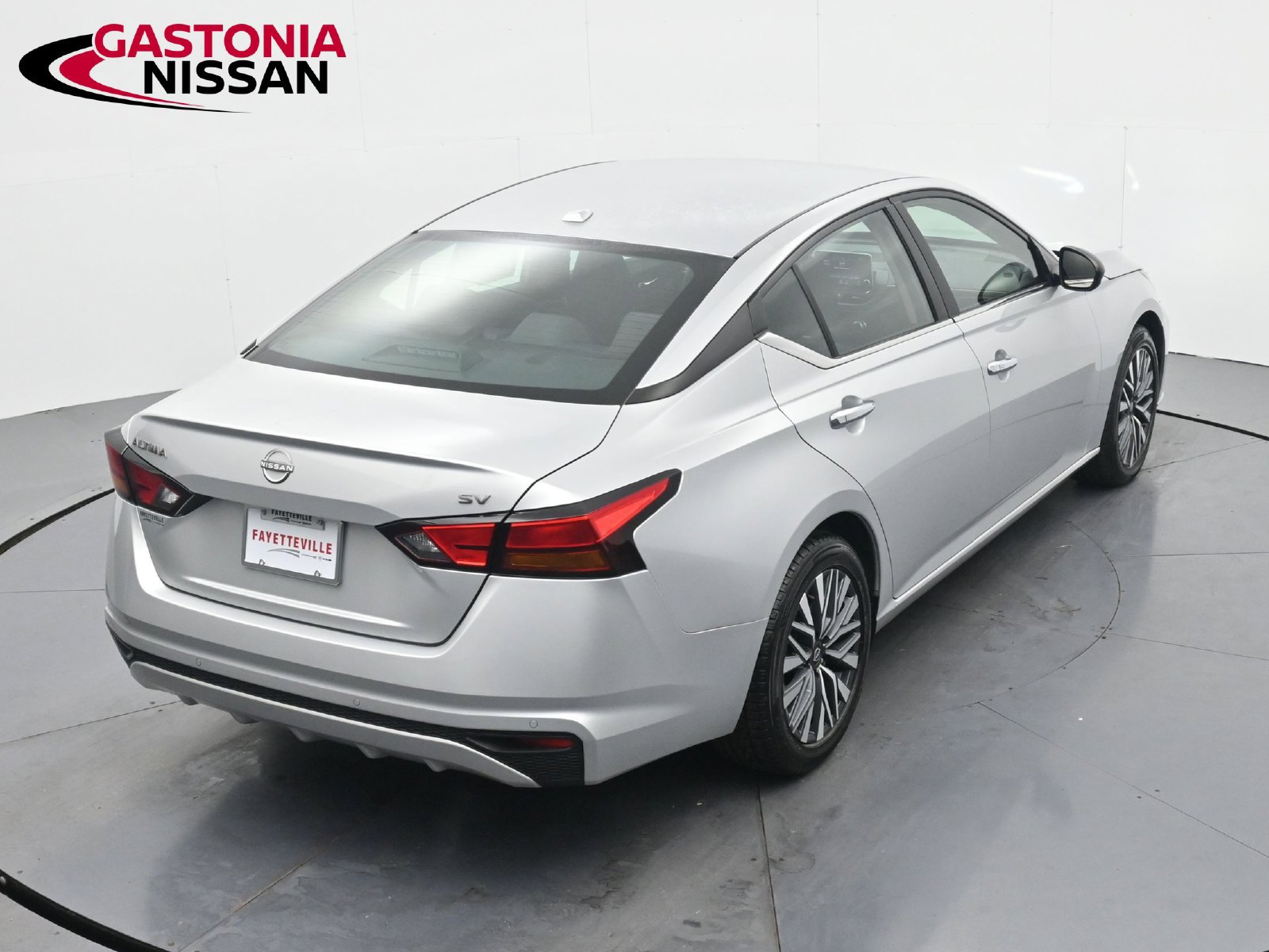 Used 2024 Nissan Altima 2.5 SV FWD image 27