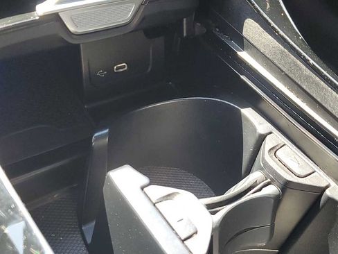 Used 2024 Mercedes-Benz C 300 Sedan image 32