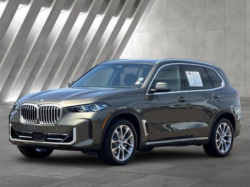 Used 2026 BMW X5 xDrive40i w/ Climate Comfort Package AWD/4WD image 8