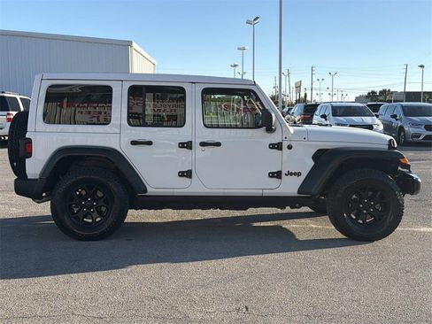 Used 2021 Jeep Wrangler Unlimited Sport image 6