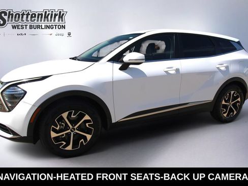 Used 2024 Kia Sportage EX FWD image 1