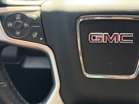 Used 2020 GMC Yukon XL SLT w/ Open Road Package RWD image 32