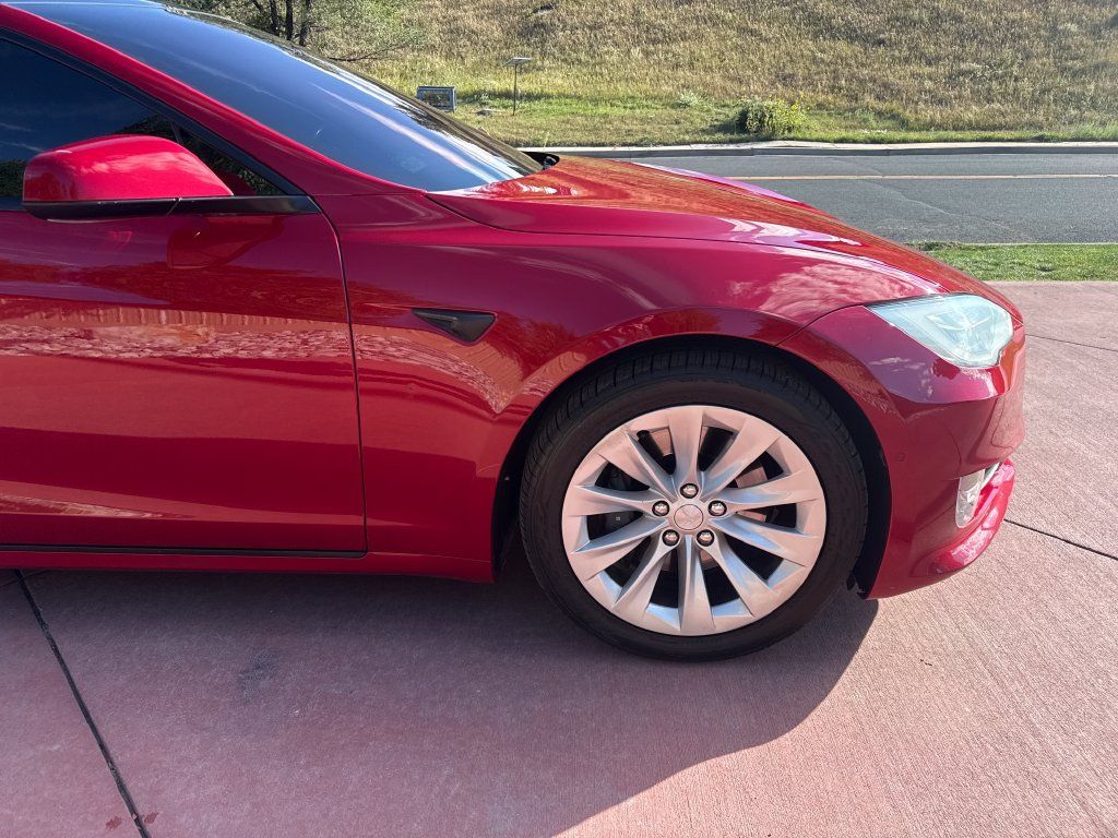 Used 2018 Tesla Model S 75D AWD/4WD image 32