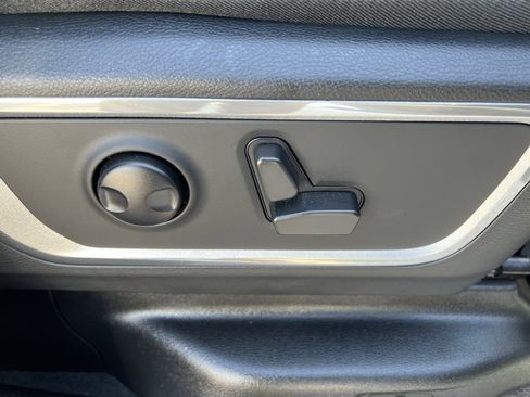 Used 2022 RAM 1500 Laramie image 13