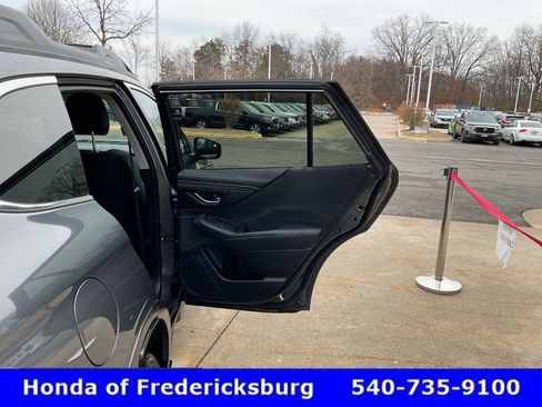 Used 2022 Subaru Outback Premium image 10