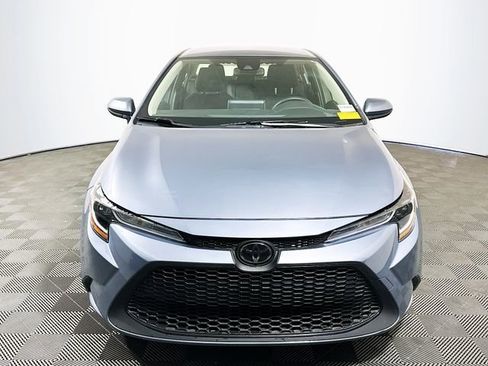 Used 2021 Toyota Corolla LE w/ Carpet Mat Package (TMS) image 3