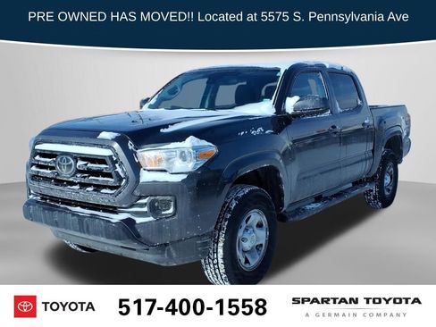 Used 2022 Toyota Tacoma SR image 1
