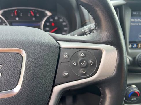 Used 2021 GMC Terrain SLT w/ Elevation Edition image 27