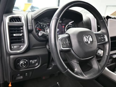 Used 2023 RAM 1500 Laramie RWD image 15