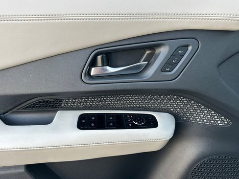 Certified 2023 Nissan Ariya EVOLVE+ e-4ORCE image 11