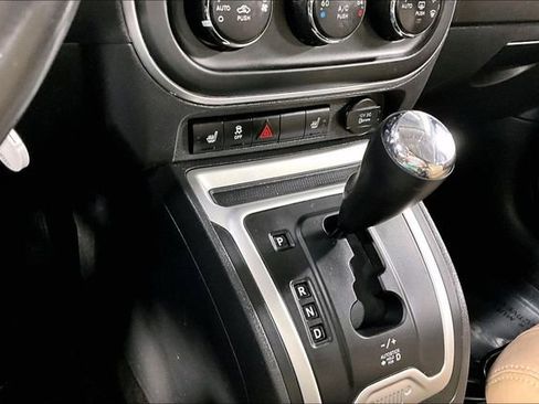 Used 2014 Jeep Compass Limited w/ Sun/Sound Group FWD image 15
