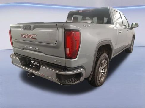 Used 2026 GMC Sierra 1500 SLT AWD/4WD image 8