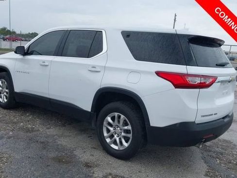 Used 2020 Chevrolet Traverse LS AWD/4WD image 3