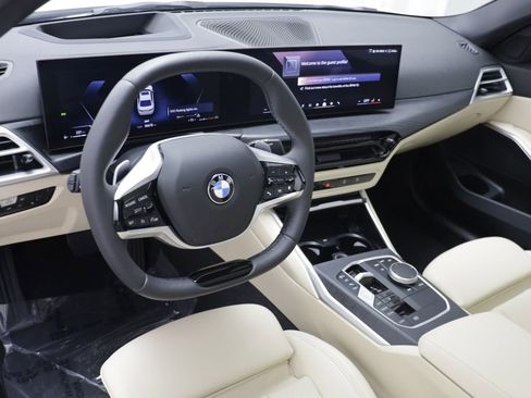 Certified 2025 BMW 330i xDrive Sedan w/ Premium Package AWD/4WD image 6