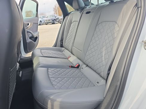 Used 2019 Audi S4 Premium Plus w/ Premium Plus Package image 13