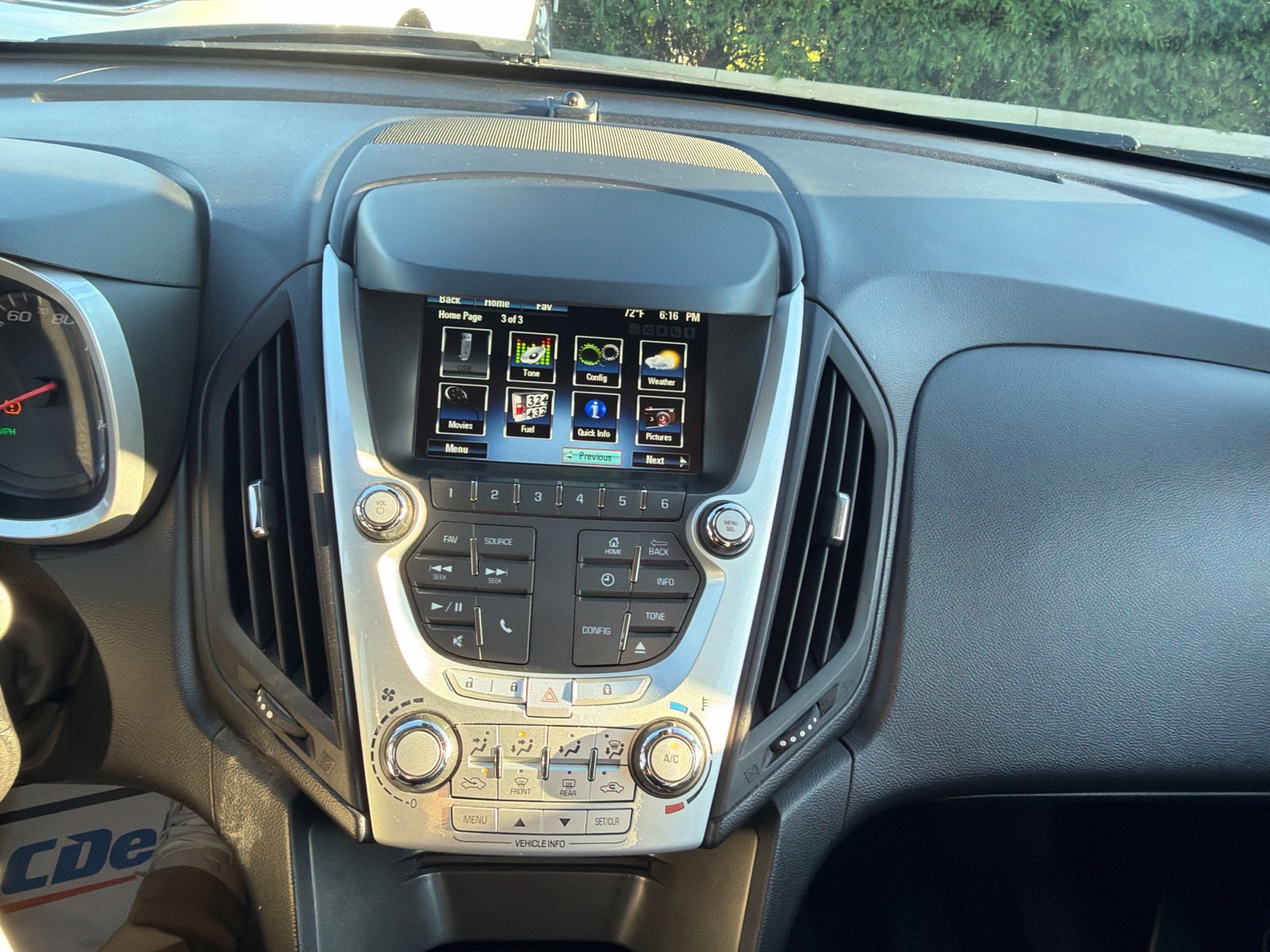 Used 2015 Chevrolet Equinox LT w/ Driver Convenience Package FWD image 11
