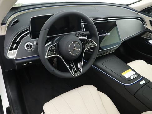 New 2026 Mercedes-Benz E 450 4MATIC All-Terrain Wagon image 10