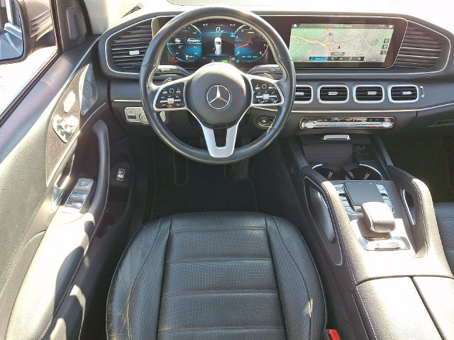Used 2020 Mercedes-Benz GLS 450 4MATIC image 3