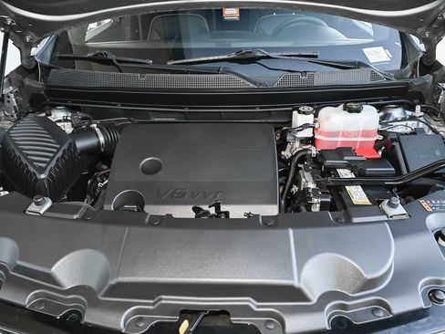 Used 2023 Chevrolet Traverse Premier w/ Redline Edition FWD image 14