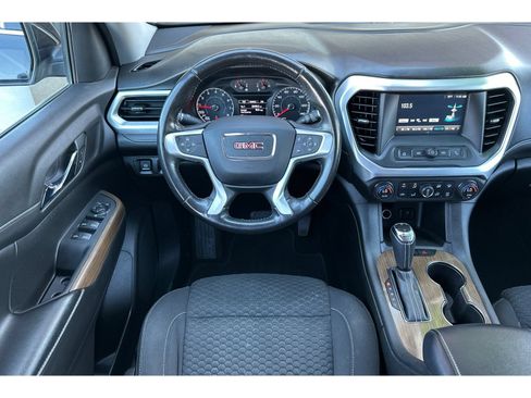 Used 2019 GMC Acadia SLE FWD image 16