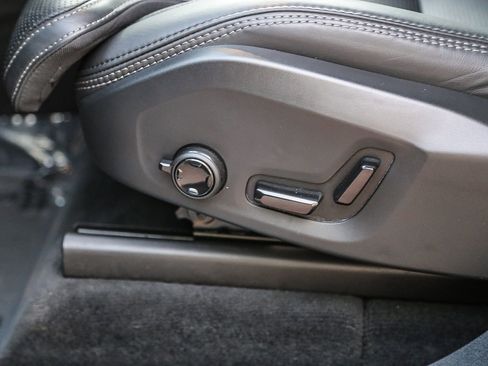 Used 2023 Volvo XC90 T8 Ultimate image 22