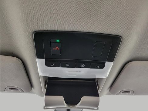 Used 2025 Nissan Altima 2.5 SV FWD image 16