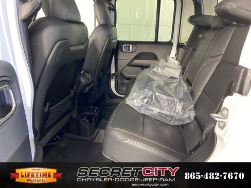 New 2026 Jeep Gladiator Sport image 33