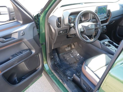 Used 2023 Ford Bronco Sport Outer Banks w/ Tech Package image 15