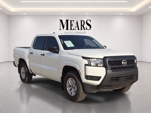 Used 2025 Nissan Frontier S AWD/4WD image 7