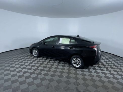 Used 2016 Toyota Prius Two FWD image 6