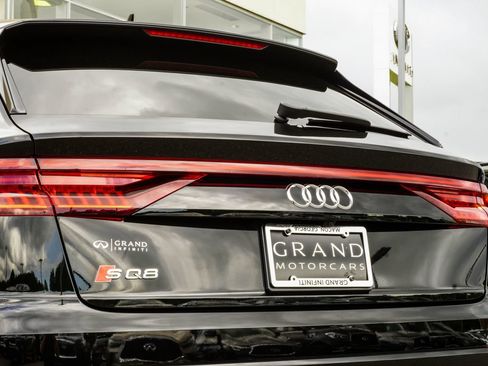 Used 2023 Audi SQ8 Prestige w/ Prestige Package AWD/4WD image 13