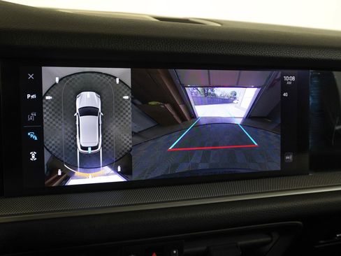 Used 2024 Porsche Cayenne image 26