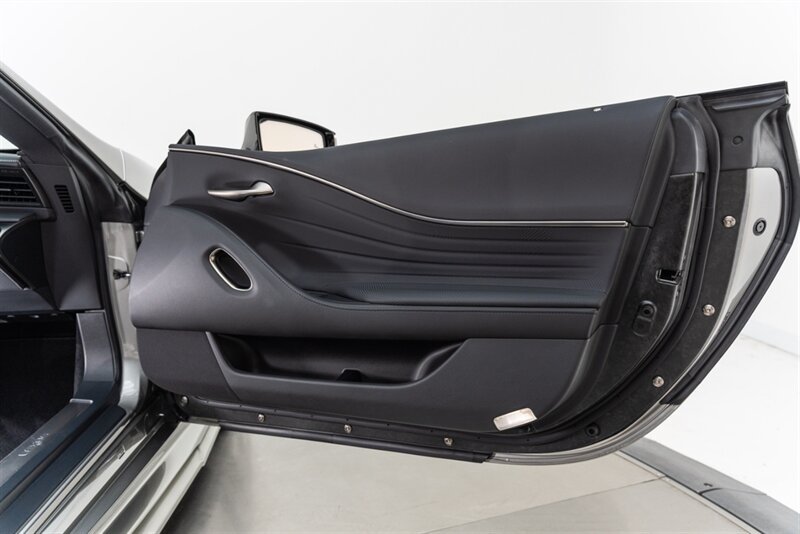 Used 2024 Lexus LC 500 Convertible w/ Touring Package RWD image 65