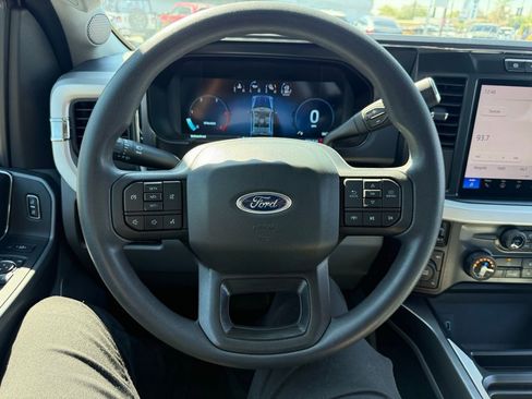 Used 2023 Ford F350 XLT w/ Black Appearance Package image 6