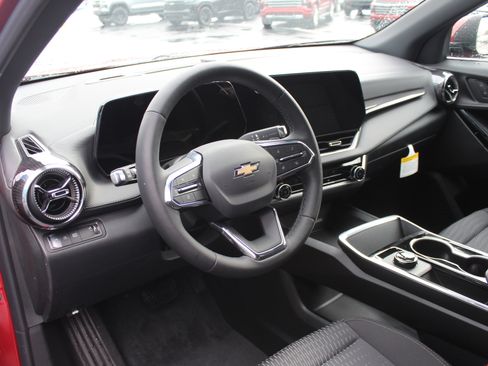 New 2026 Chevrolet Equinox LT image 10