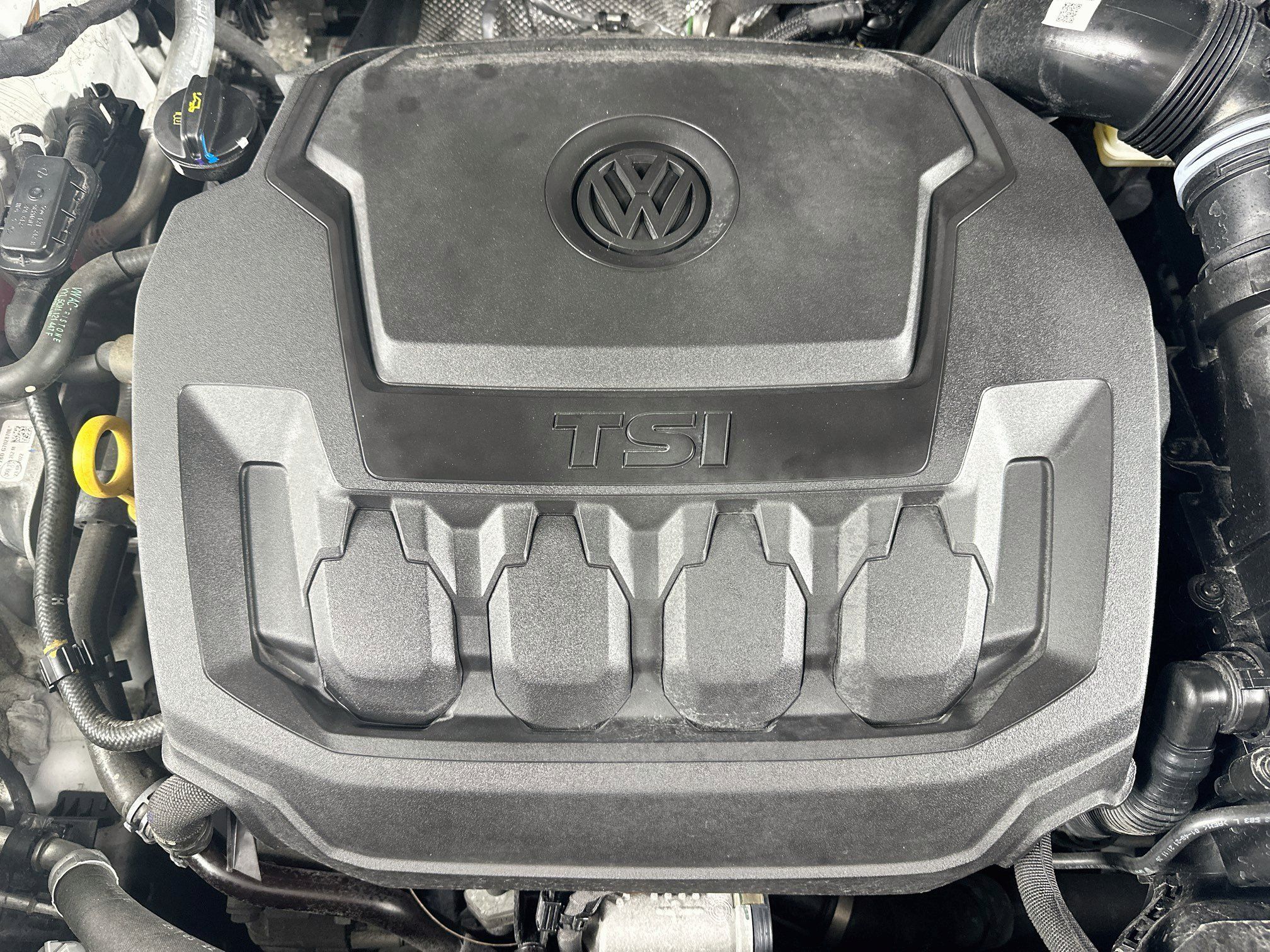 Used 2022 Volkswagen Tiguan SE FWD image 28