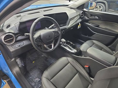 New 2026 Chevrolet Trax ACTIV w/ Driver Confidence Package FWD image 16