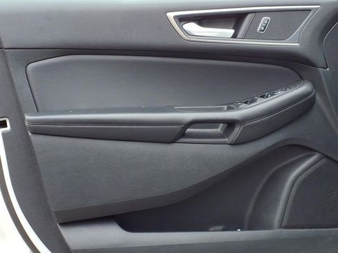 Certified 2023 Ford Edge SEL AWD/4WD image 9