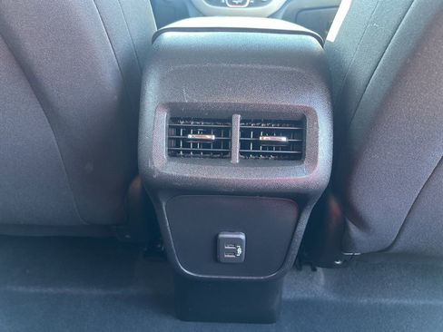 Used 2022 Chevrolet Equinox LS AWD/4WD image 45