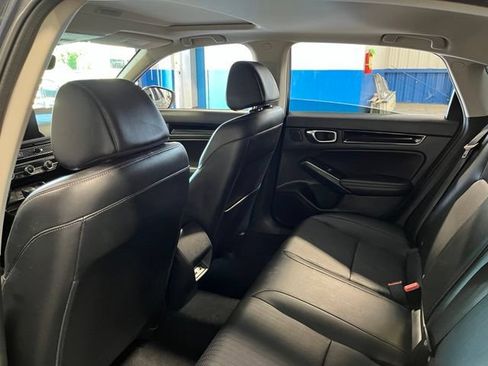 Used 2022 Honda Civic Touring image 17
