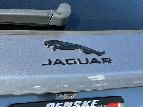 Used 2025 Jaguar F-PACE R-Dynamic S image 33