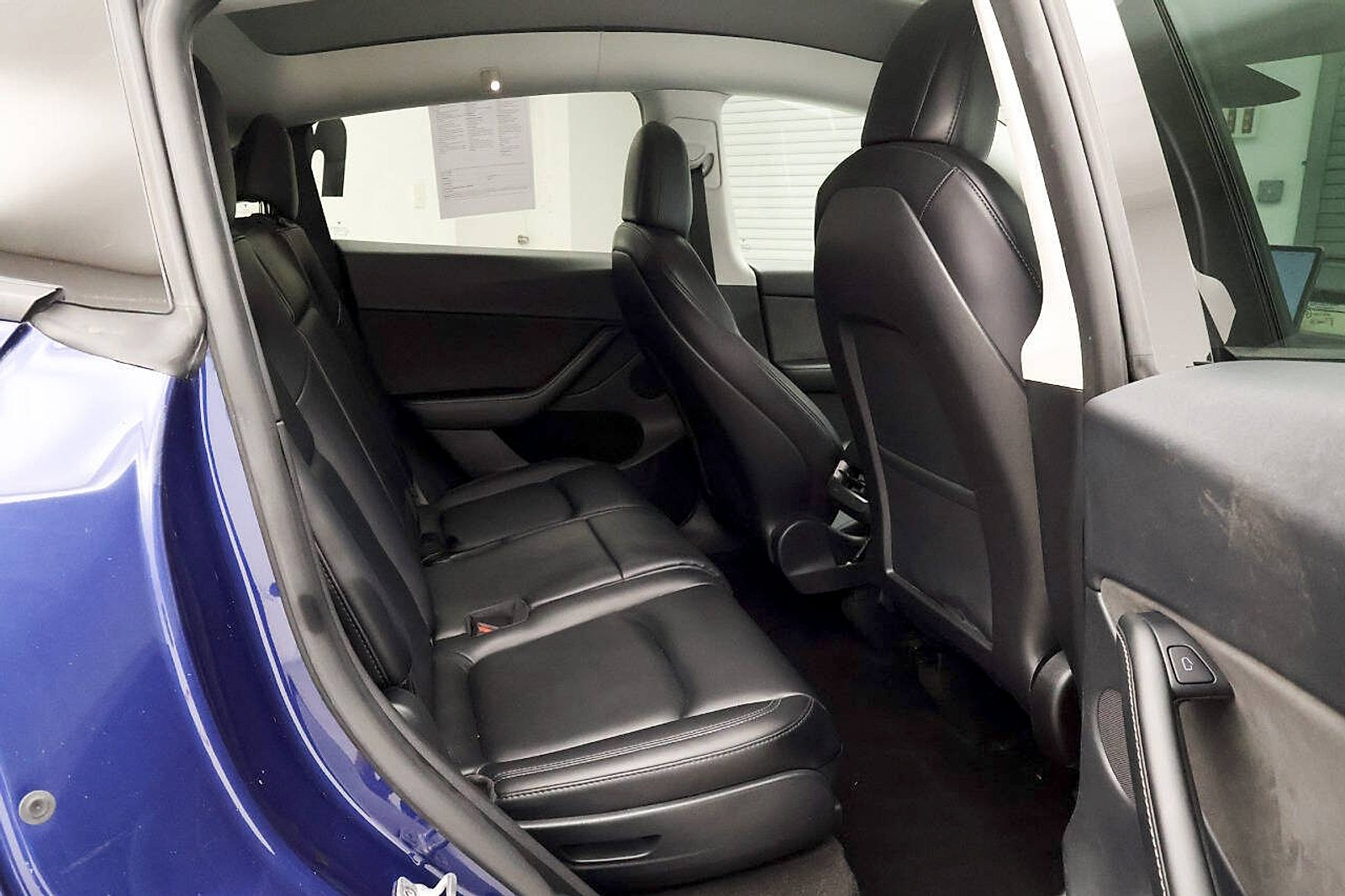 Used 2022 Tesla Model Y Long Range AWD/4WD image 18