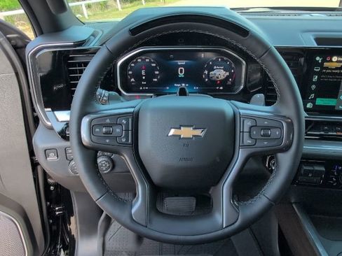 New 2026 Chevrolet Silverado 1500 High Country AWD/4WD image 18