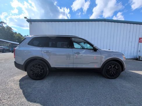 Used 2021 Kia Telluride EX w/ EX Premium Package AWD/4WD image 9